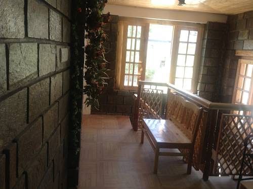 Hotel Nezer Holiday Inn 2