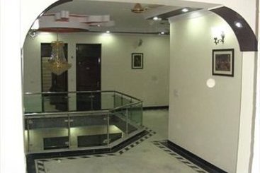 Hotel Agra Mahal 6