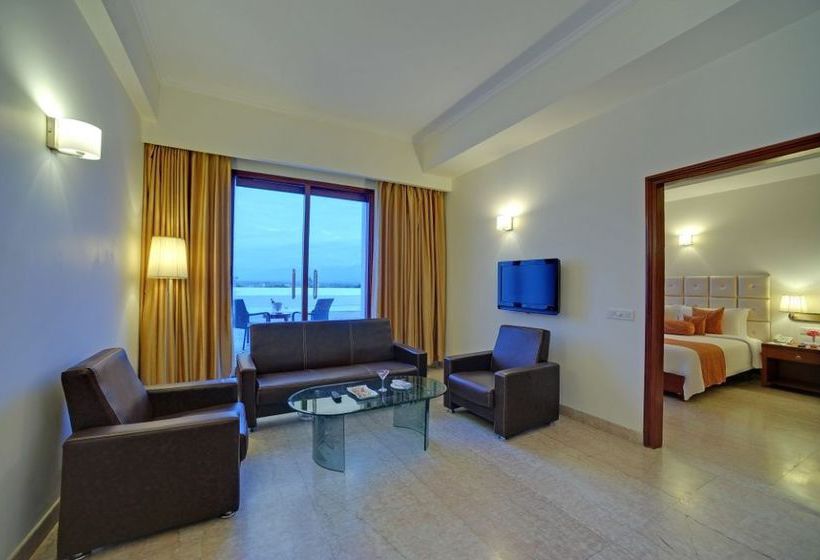 Hotel Royal Sarovar Portico - Siliguri 11