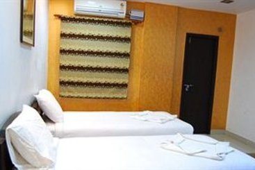 Shyleeniwas Service Apartments Kodambakkam 19