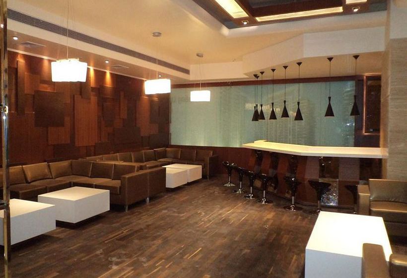 Mahagun Sarovar Portico 5