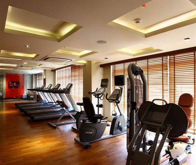 Mahagun Sarovar Portico 7