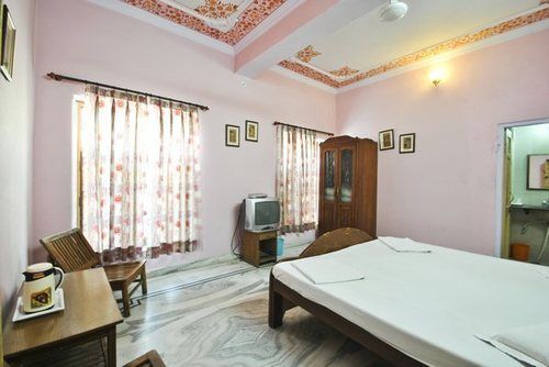 Hotel Anuraag Villa 13