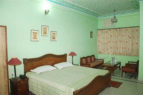 Hotel Anuraag Villa 5