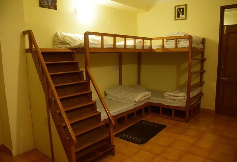 Hotel UNA Comfort Nandini 4