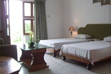 Hotel Surya Khajuraho 12