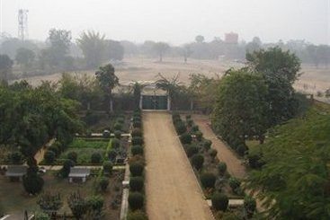 Hotel Surya Khajuraho 2