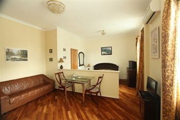 Kvart Apartments At Mayakovskaya 13