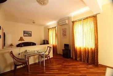 Kvart Apartments At Mayakovskaya 17