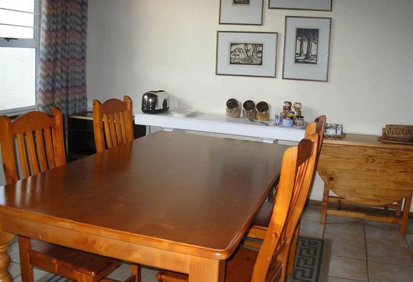 Liongate Bed & Breakfast 10