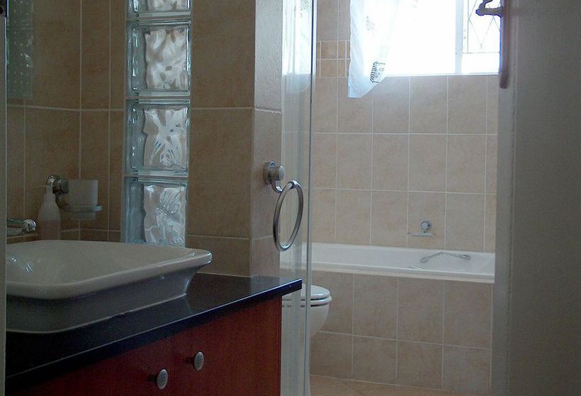 Liongate Bed & Breakfast 2