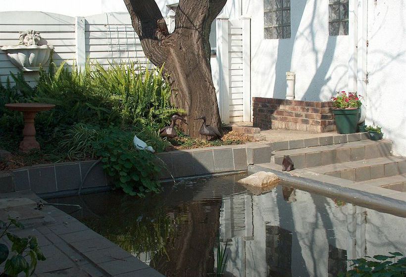 Liongate Bed & Breakfast 4