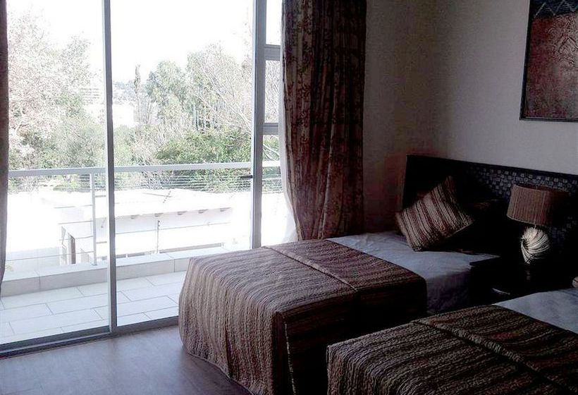 Hotel Silver Oak Accommodation 4