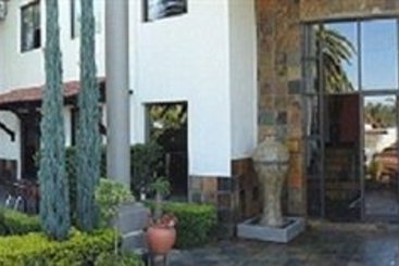 Inn Constantia Manor Guest House 12
