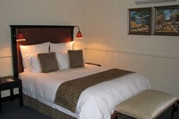 Inn Constantia Manor Guest House 6