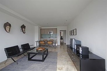 Burns Art & Culture Suitehotel 10