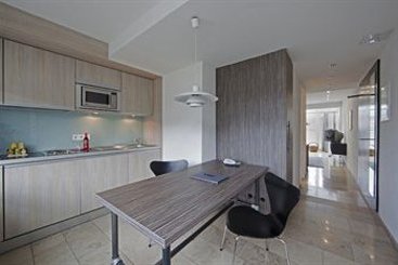 Burns Art & Culture Suitehotel 13