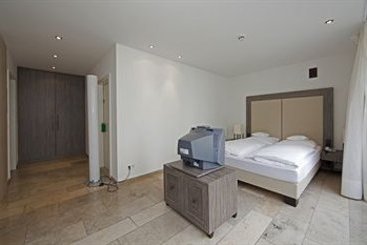 Burns Art & Culture Suitehotel 18