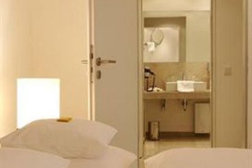 Burns Art & Culture Suitehotel 4