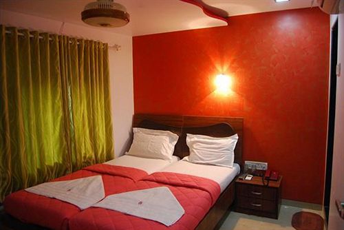 Hotel Kc Residency 9