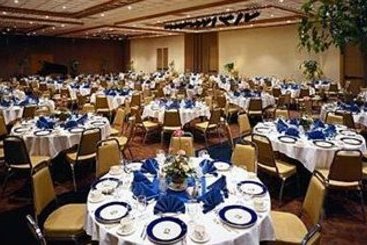 Belsons Taj Mahal Hotel 8