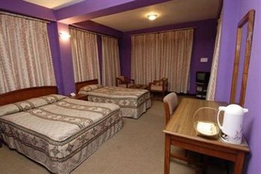 Hotel Daisy Residency 8