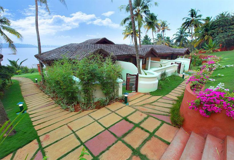 Fragrant Nature Retreat & Resorts 14