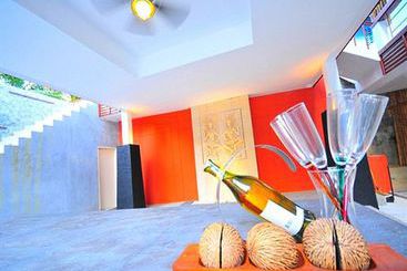 Surintra Boutique Resort 1