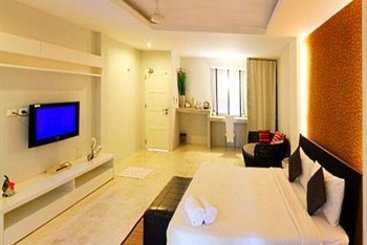 Surintra Boutique Resort 11