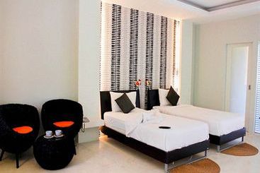 Surintra Boutique Resort 19