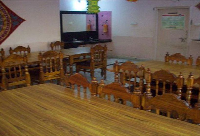 Hotel Arya Palace 10