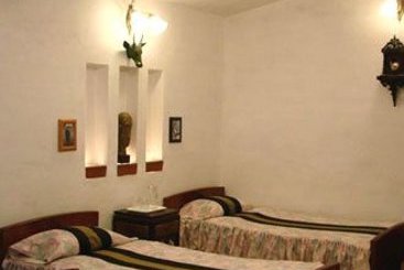 Indeco Lake Forest Hotel 4