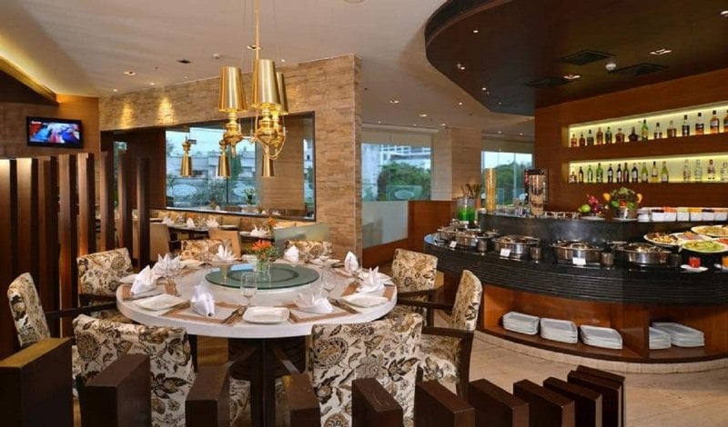 Hotel Majestic Court Sarovar Portico 14