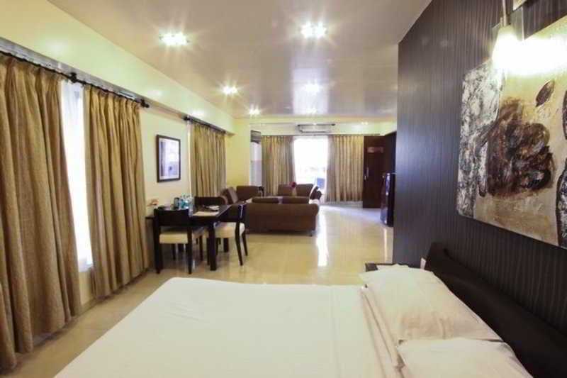 Hotel Orritel West 13