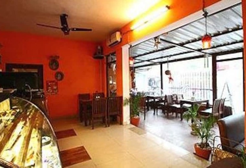 Laxman Jhula Divine Resort 14