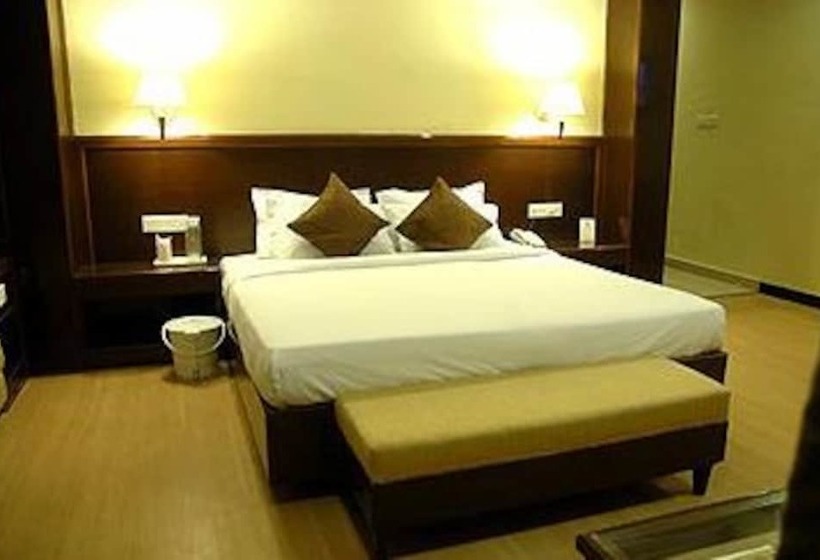 Laxman Jhula Divine Resort 2