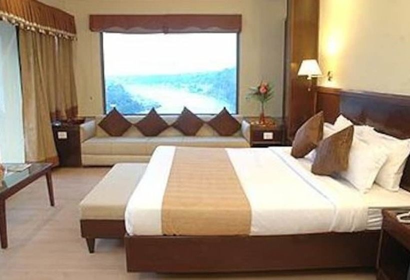 Laxman Jhula Divine Resort 4