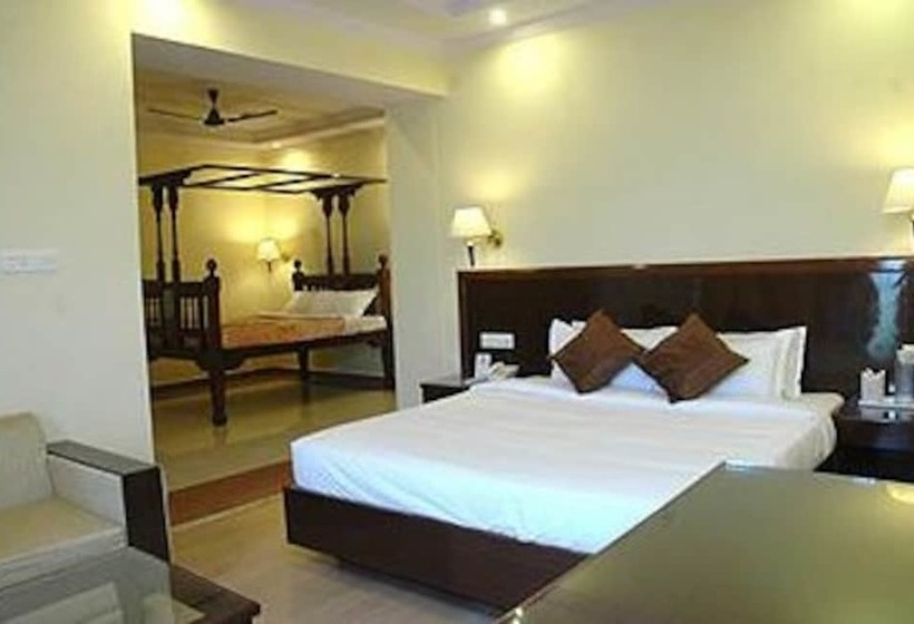 Laxman Jhula Divine Resort 5