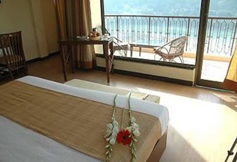 Laxman Jhula Divine Resort 6