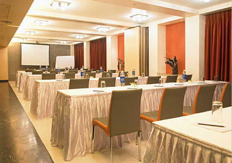 Hotel Satkar Residency 9