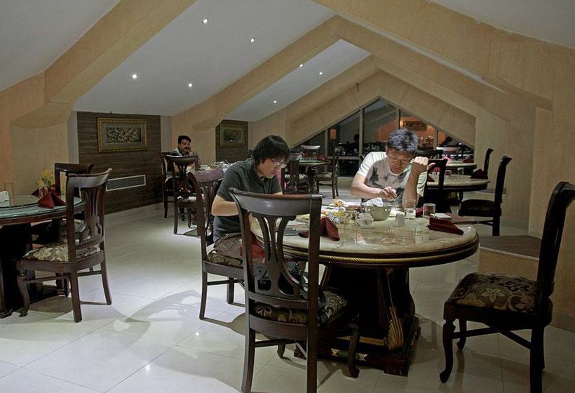 The Residency Hotel 8