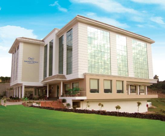 Hotel Legend Sarovar Portico 5