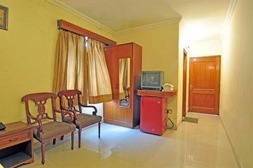 Hotel Golden Tower Amritsar