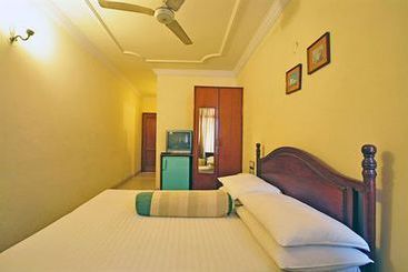 Hotel Golden Tower 1