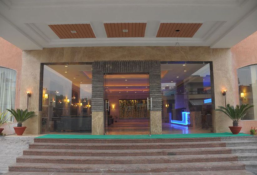 Hotel Cambay Sapphire Neemrana 1