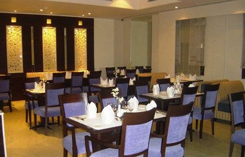 Hotel City Heart Sarovar Portico Ludhiana 11