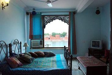 Hotel Haveli Inn Pal 7