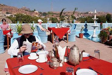 Hotel Haveli Inn Pal 9