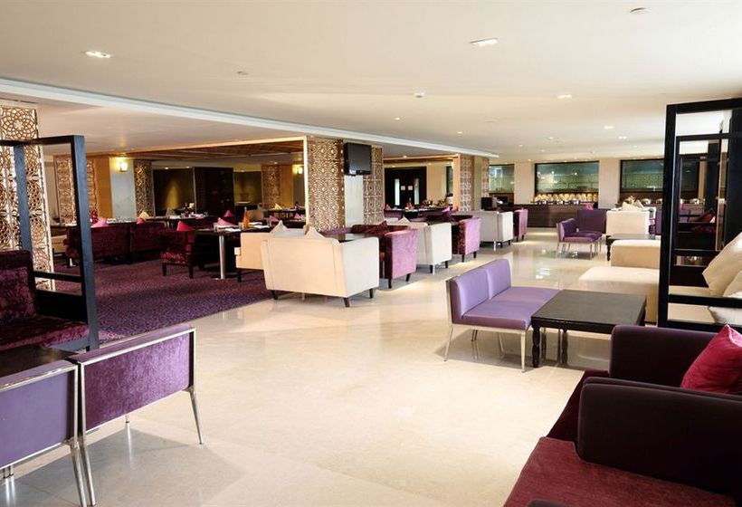 Hotel Davanam Sarovar Portico Suites 17