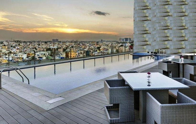 Hotel Davanam Sarovar Portico Suites 20